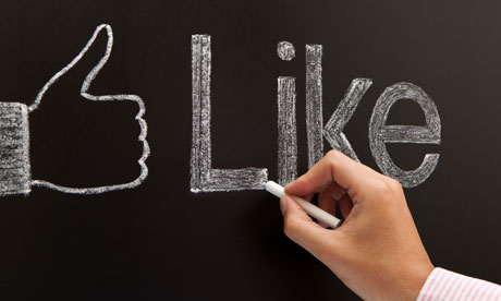 Hand drawing a thumbs up